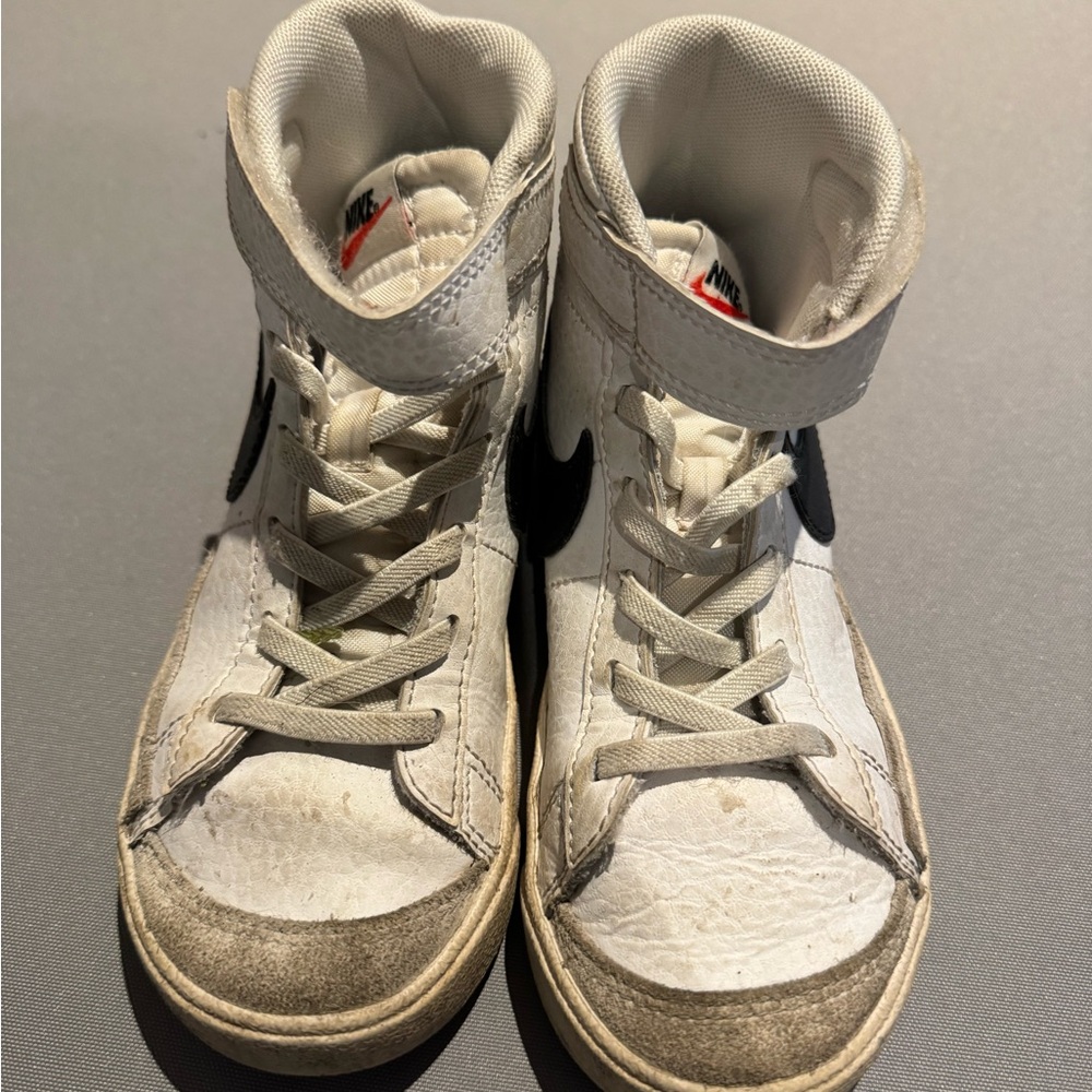 Nike Kids High-Top Blazer sneakers - White and Black size 12